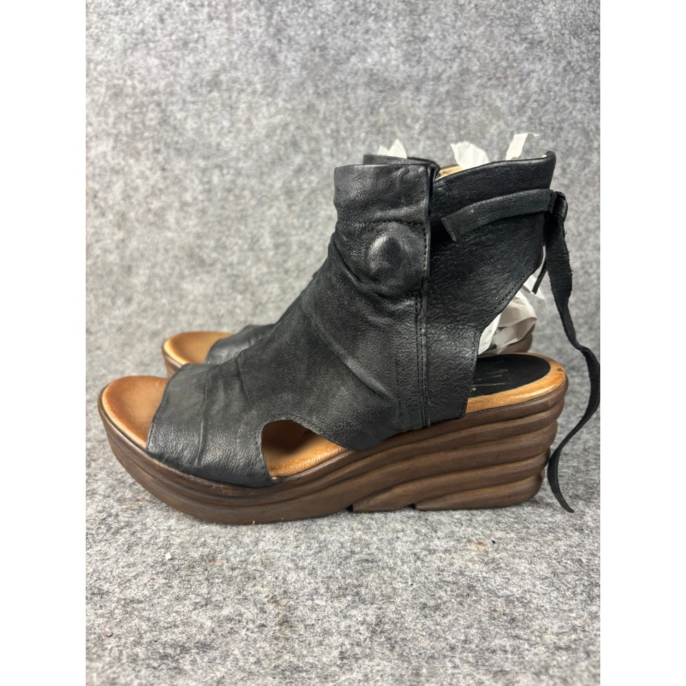 Miz Mooz Anna Wedge Sandals Womens 38 Leather Ruched Peep Toe Ankle Booties